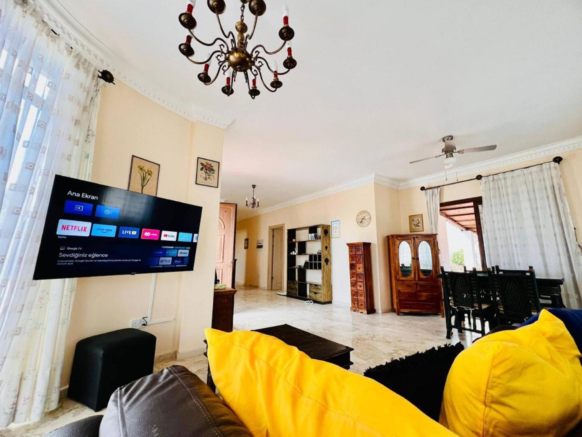 Villa Rosa By Holidaykeys Kyrenia  Exterior foto